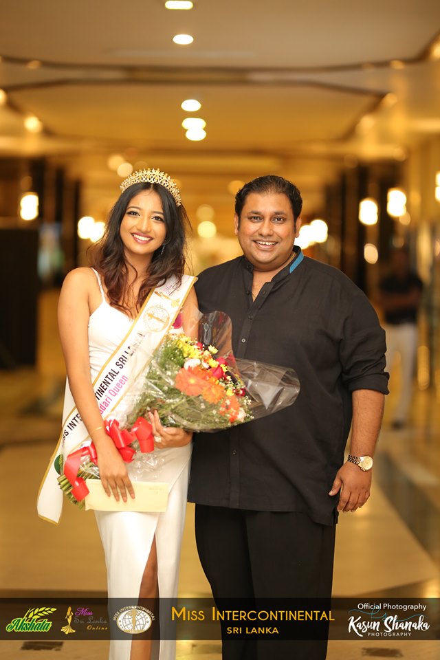 roshan perera-hashini peiris-akshata-suwandel-rice-sponsor-miss galadari queen (61)