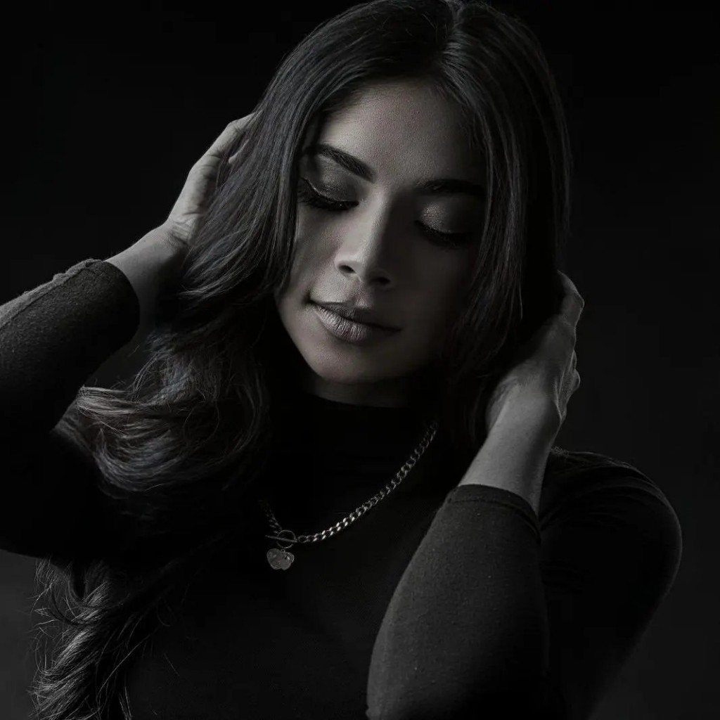 menasha pipani gunwardana