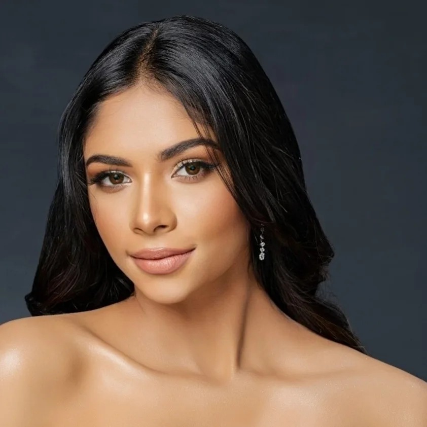 menasha pipani gunwardana